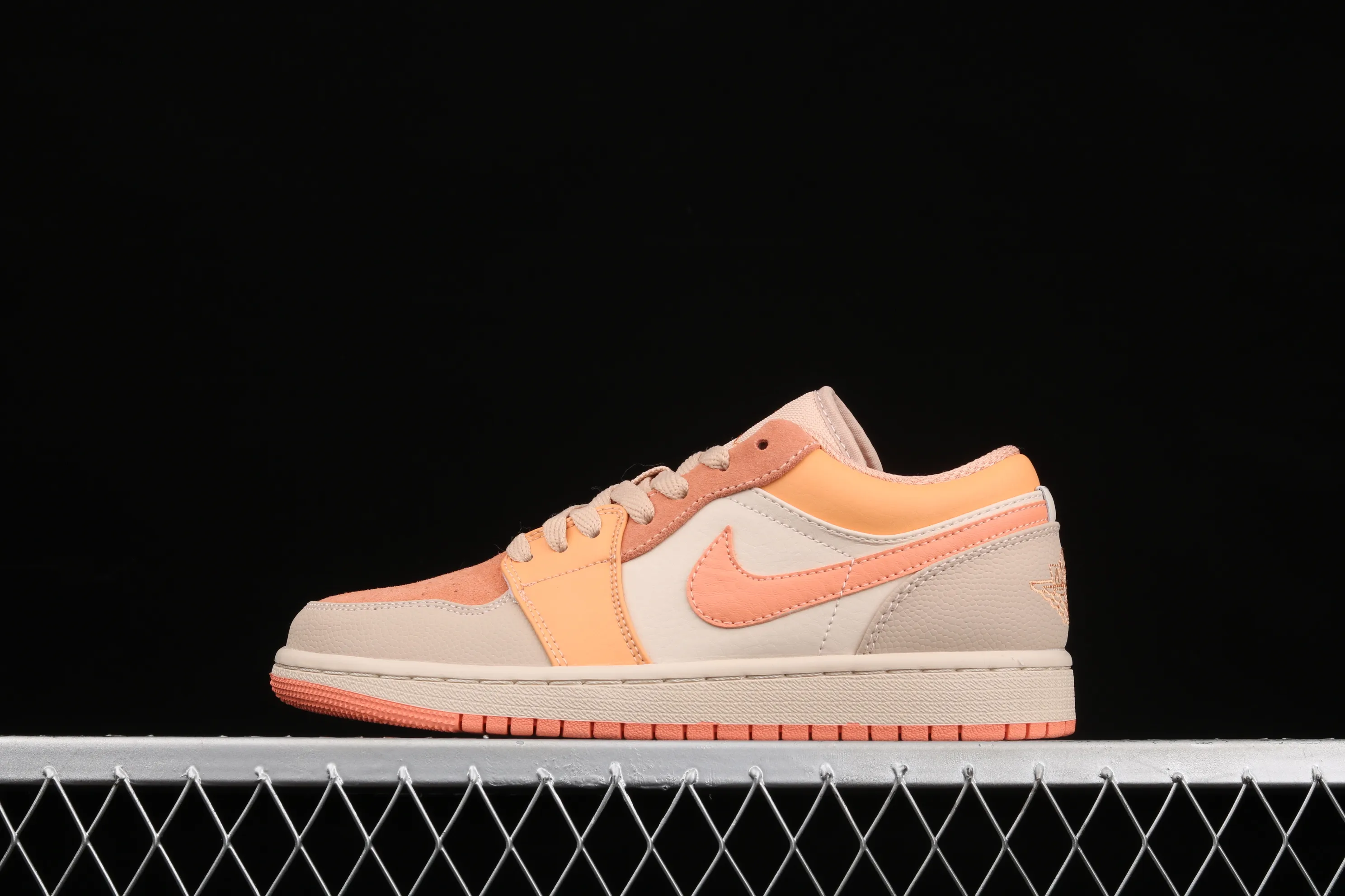 All categories Air Jordan Jordan series basketball shoes Air Jordan 1 Low Air Jordan 1 Low AJ1 Joe 1 orange and pink stitching low-top versatile casual sports sneakers DH4271-800